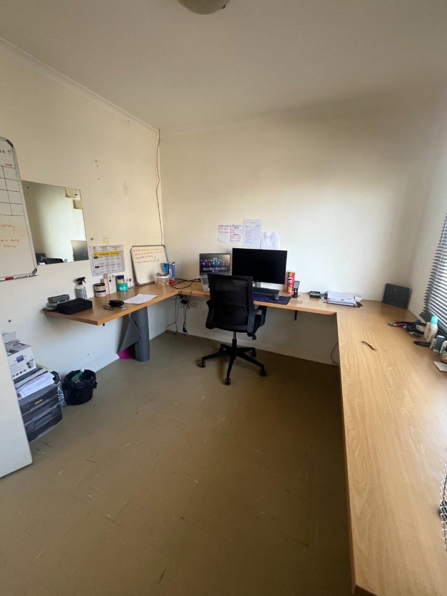 3 Bedroom Property for Sale in Ruyterwacht Western Cape